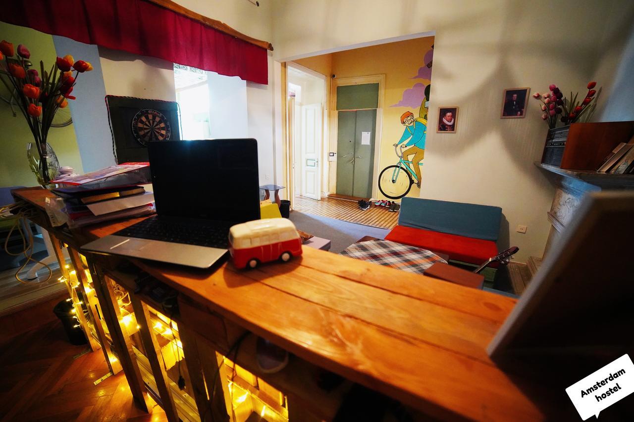Amsterdam Hostel Baku Zewnętrze zdjęcie